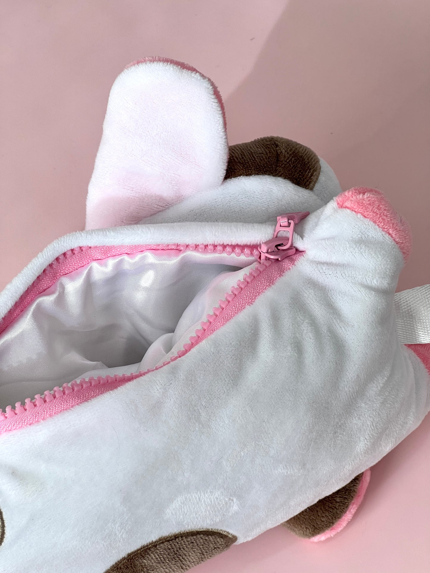 Mooly Crossbody Bag