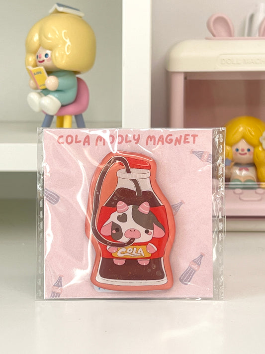 Mooly Cola Glitter Magnet
